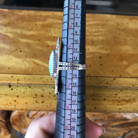 Natural Sleeping Beauty Turquoise Sterling Silver Arrow Ring Size 6 - Picture 3 of 9